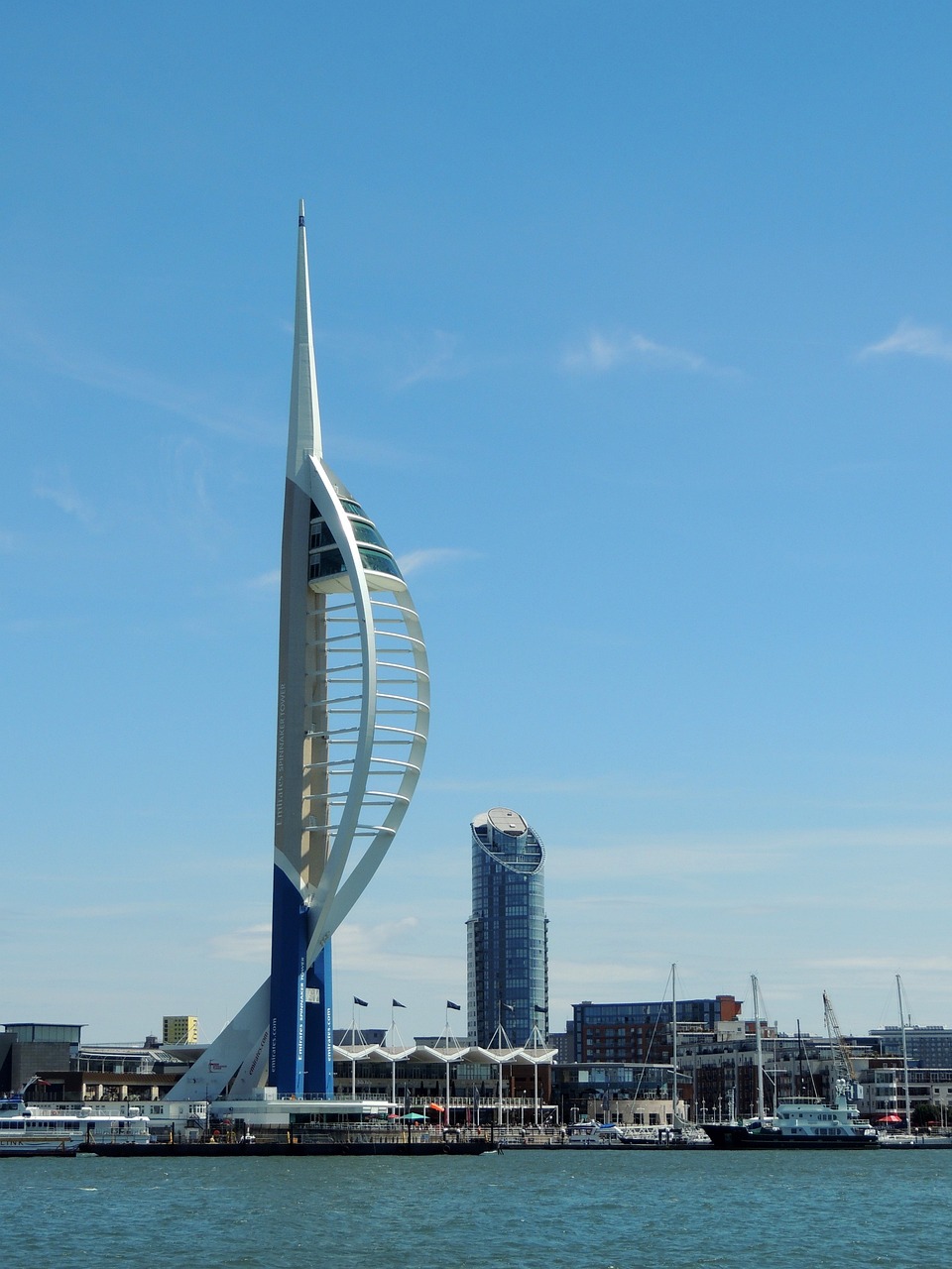 spinnaker tower, gosport, england-3906410.jpg